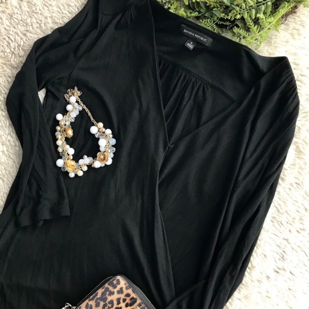 💥Banana Republic Black Top